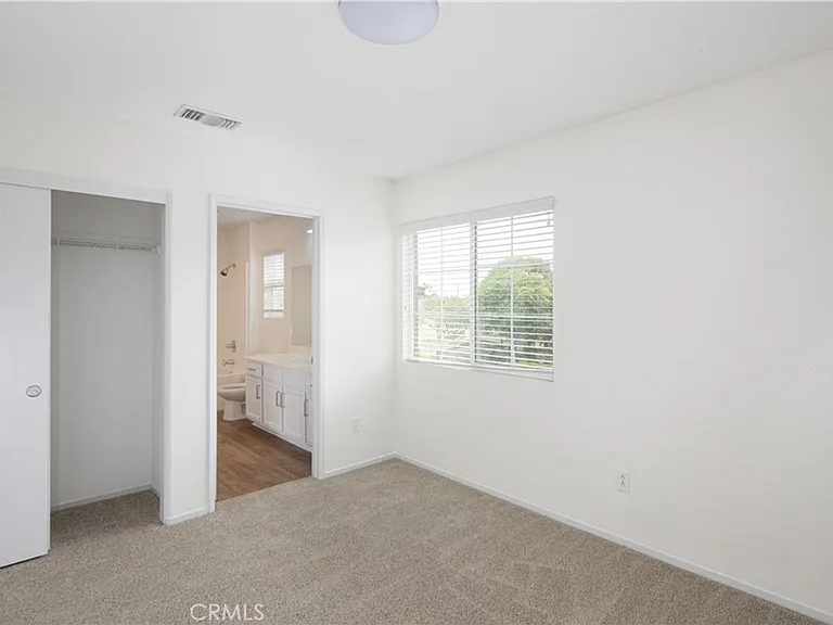 1425 Crown Cir — Photo 17