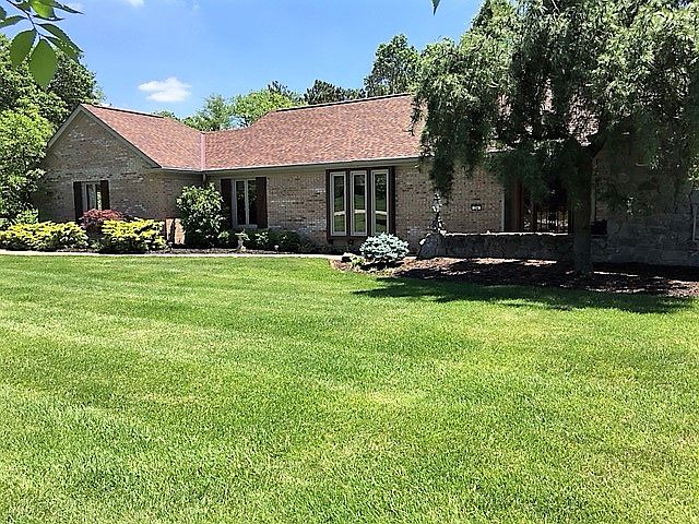 1st image of 24 Linden Hill Dr