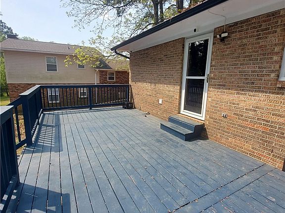 3rd image of 1644 Sweetgum Cir