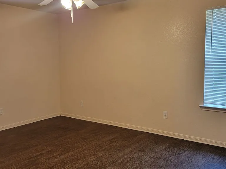1534 Shoshoni Trl — Photo 10