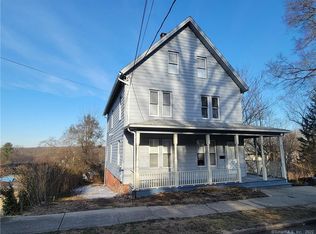 5 New St, Shelton, CT 06484