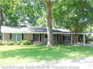 106 Waring Rd, Summerville, SC 29485