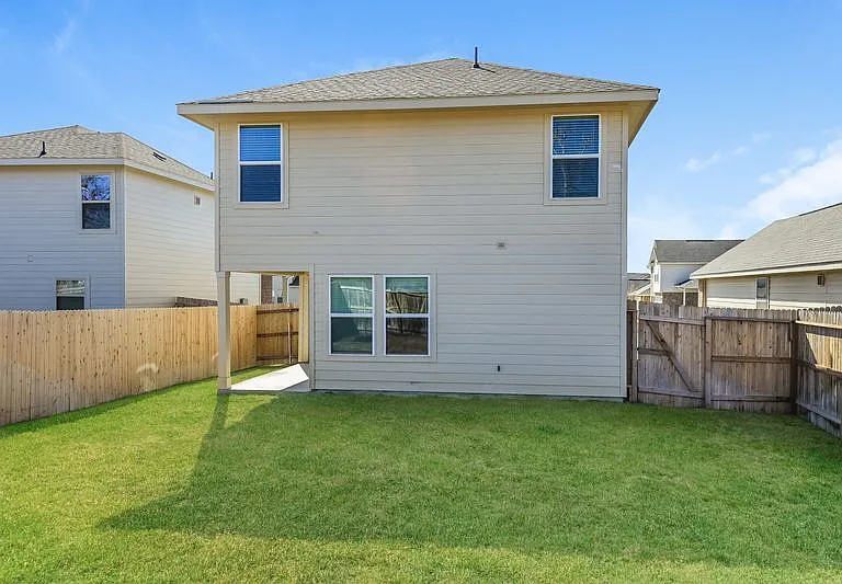 3803 Somers Crst — Photo 5
