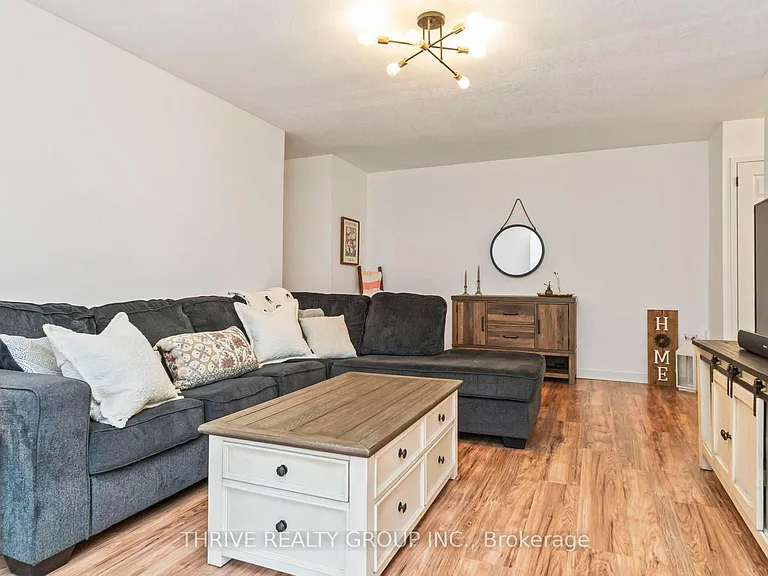 635 Wonderland Rd S #4 — Photo 12