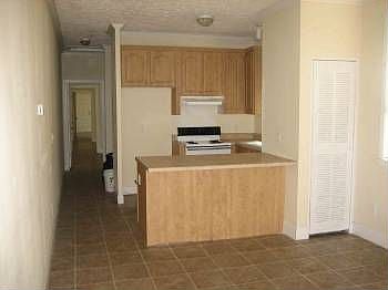 4th image of 1813 Desire St