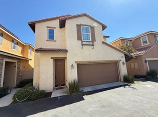 26906 Trestles Dr, Santa Clarita, CA 91351