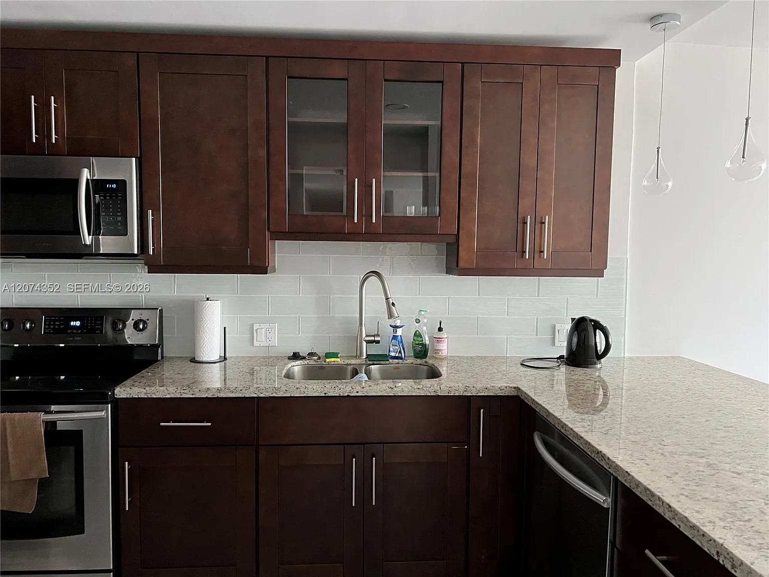 Bonavista Condo — Photo 4