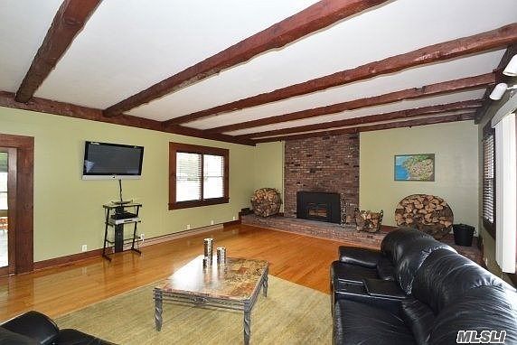 1st image of 97 Hewlett Ave