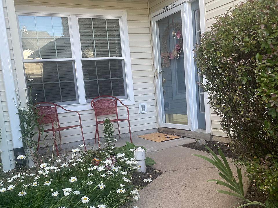 Front entryway