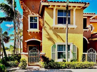 Pembroke Cay, Hollywood, FL 33027