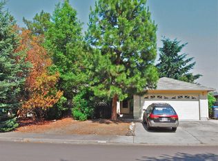 507 S 2nd St, Talent, OR 97540