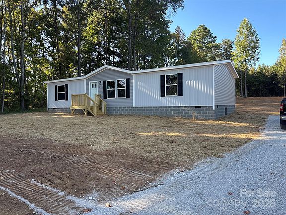 2nd image of 316 Middle Brook Dr