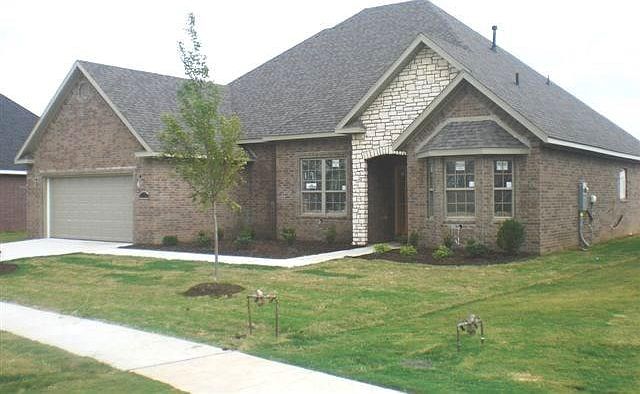 1st image of 2423 W McKinley Blvd