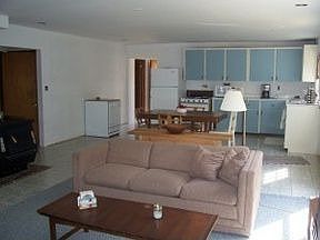 4th image of 19150 Lakeview Dr