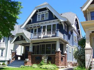 2944 N Frederick Ave, Milwaukee, WI 53211