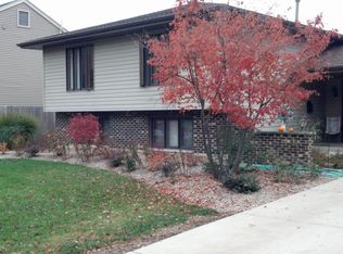 1232 S 10th St, St Charles, IL
