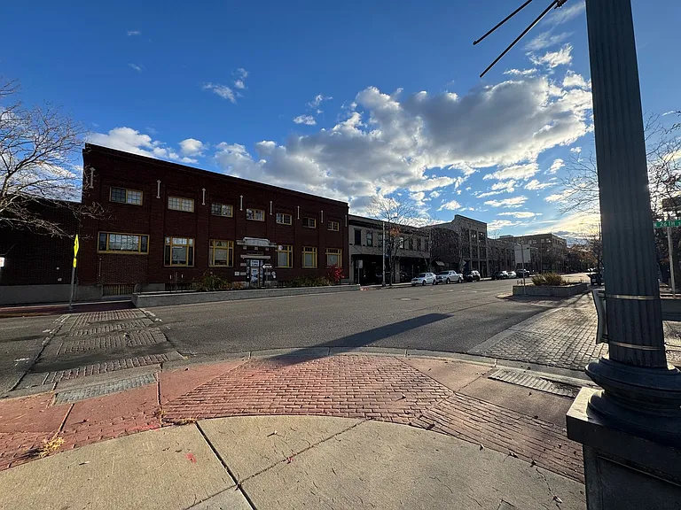 2600 Montana Ave — Photo 15