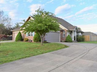 1212 N 9th Ave, Ozark, MO 65721