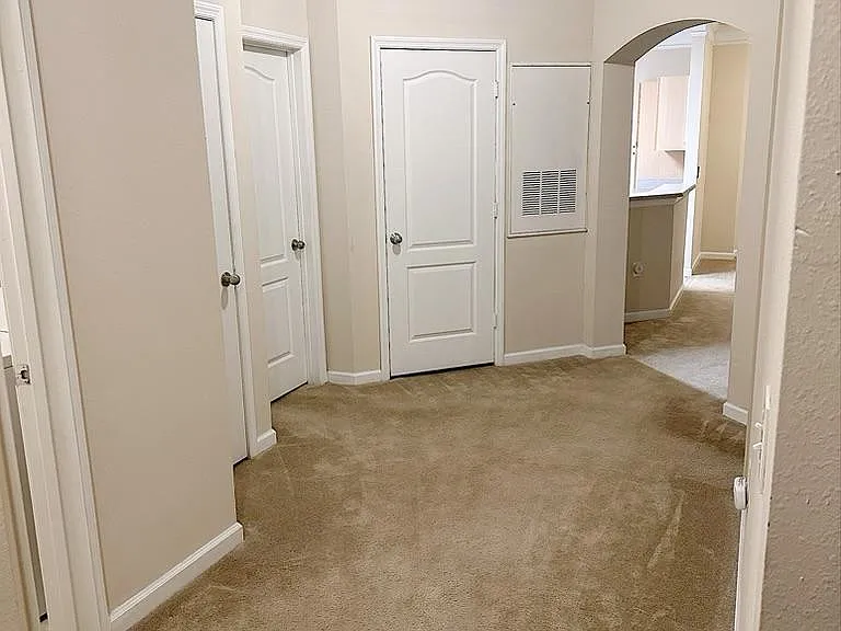 19920 Villa Ridge Dr #205 — Photo 8