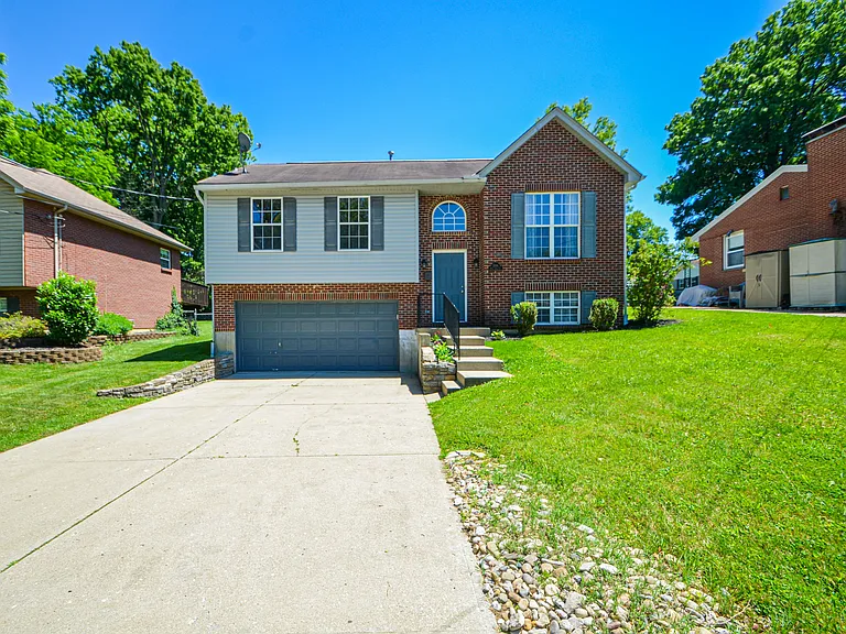 2691 Mary Jane Ct — Photo 3
