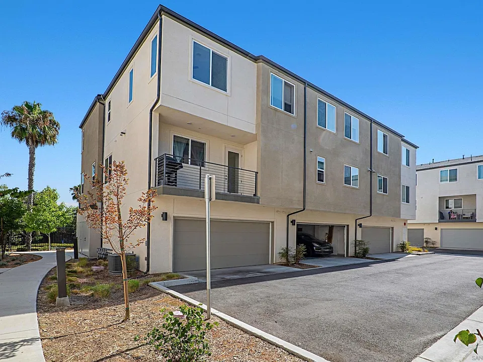 5406 Sand Arch Ln #202