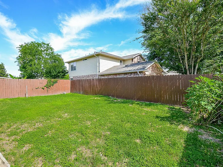 13410 Cricklewood Creek Ln — Photo 30