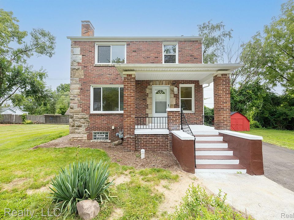 1st image of 333 1st Ave