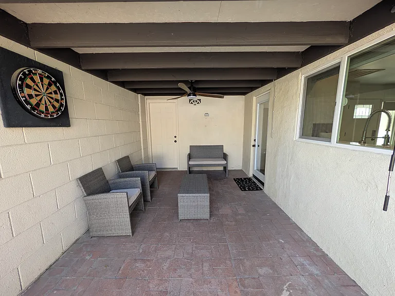 1022 W Mission Ln — Photo 26