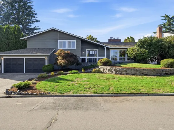 4595 NW Malhuer Ave, Portland, OR 97229