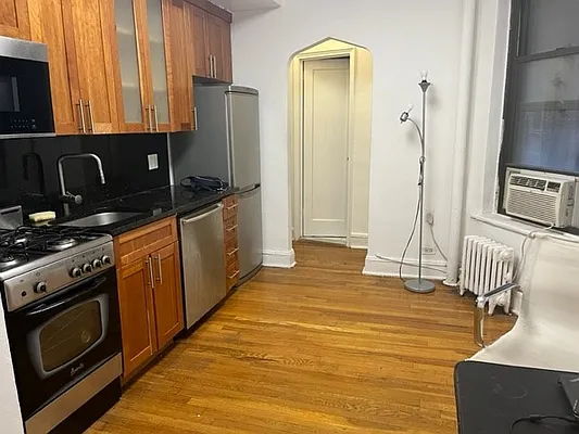 117 Sullivan Street #302