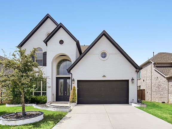 2nd image of 1211 Rushcroft Way
