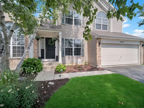 4245 Peartree Dr, Lake In The Hills, IL 60156