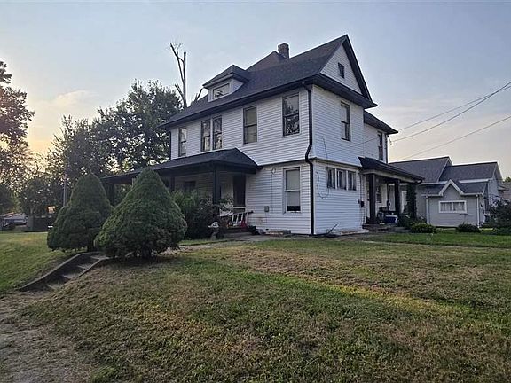 5th image of 903 N Meridian St