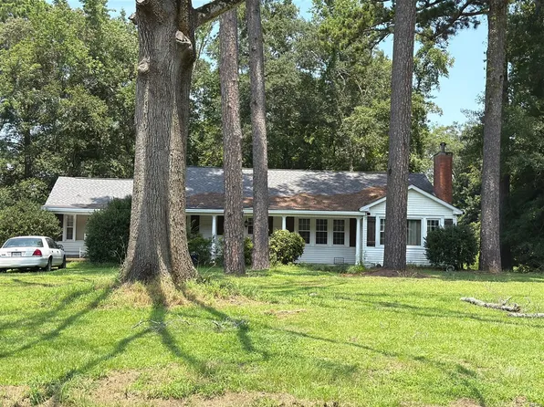 504 E Main St, Fulton, MS 38843