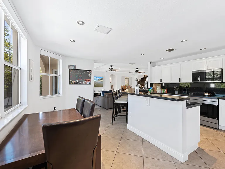 2760 SW 156th Pl — Photo 39