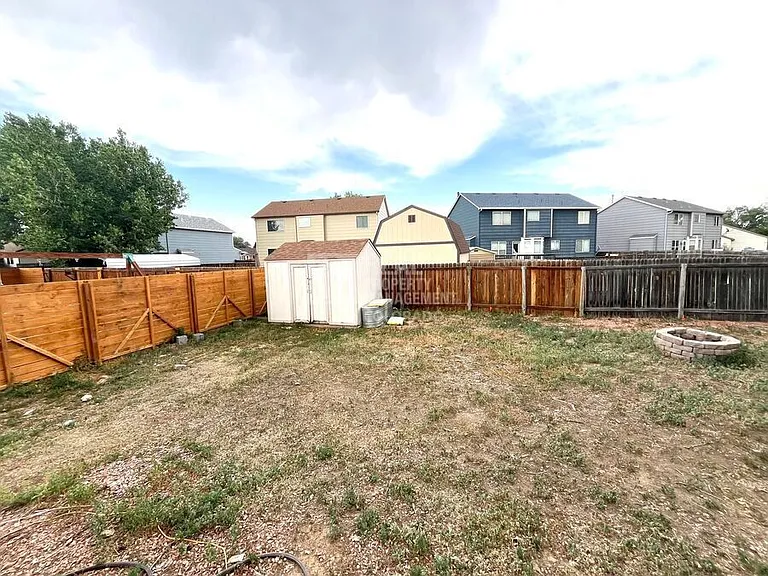 1067 Clogger Ln — Photo 26