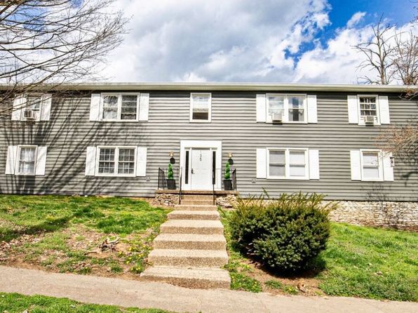 125 E Walnut St #29