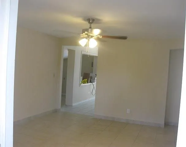 5841 N Farragut Dr — Photo 6