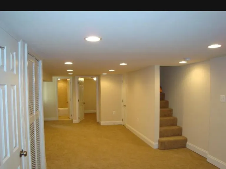 752 Gresham Pl NW — Photo 4