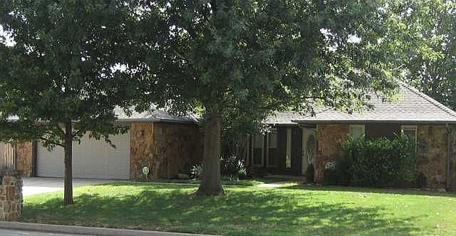 Home for Sale in Oklahoma City, Oklahoma $145,000