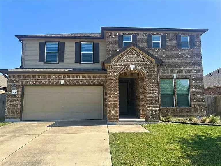119 Everglades Ave — Photo 1