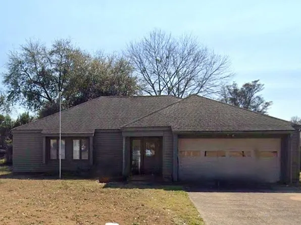 338 Daffodil Dr, Millbrook, AL 36054
