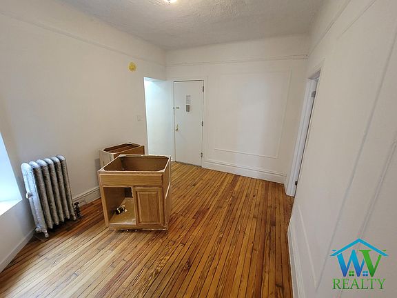 3rd image of 522 E 152nd St #1A