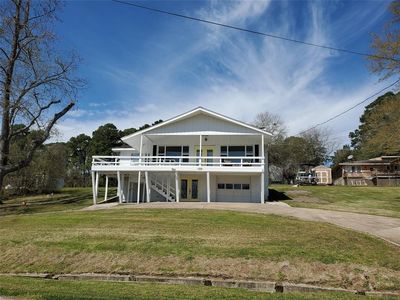 255 Edgewater Way, Pointblank, TX, 77364