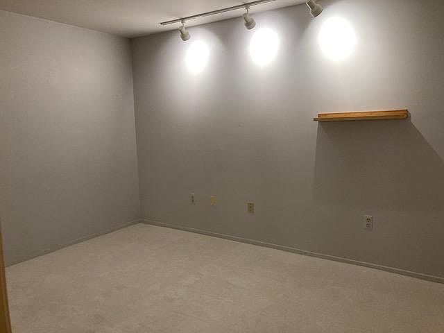 1st image of 43419 W Arbor Way Dr