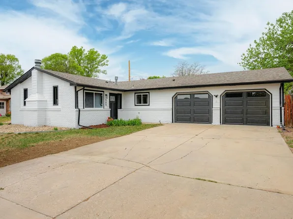 909 Willshire Dr, Fort Collins, CO 80521