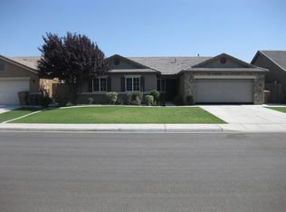 11407 Zancara Dr, Bakersfield, CA 93311