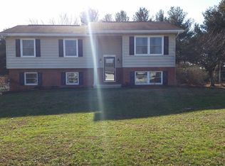 2421 John Penn Cir, Bloomsburg, PA 17815
