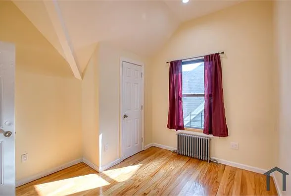 247 Willow St — Photo 11
