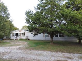 810 N Hathcoat Rd, Harrison, AR 72601